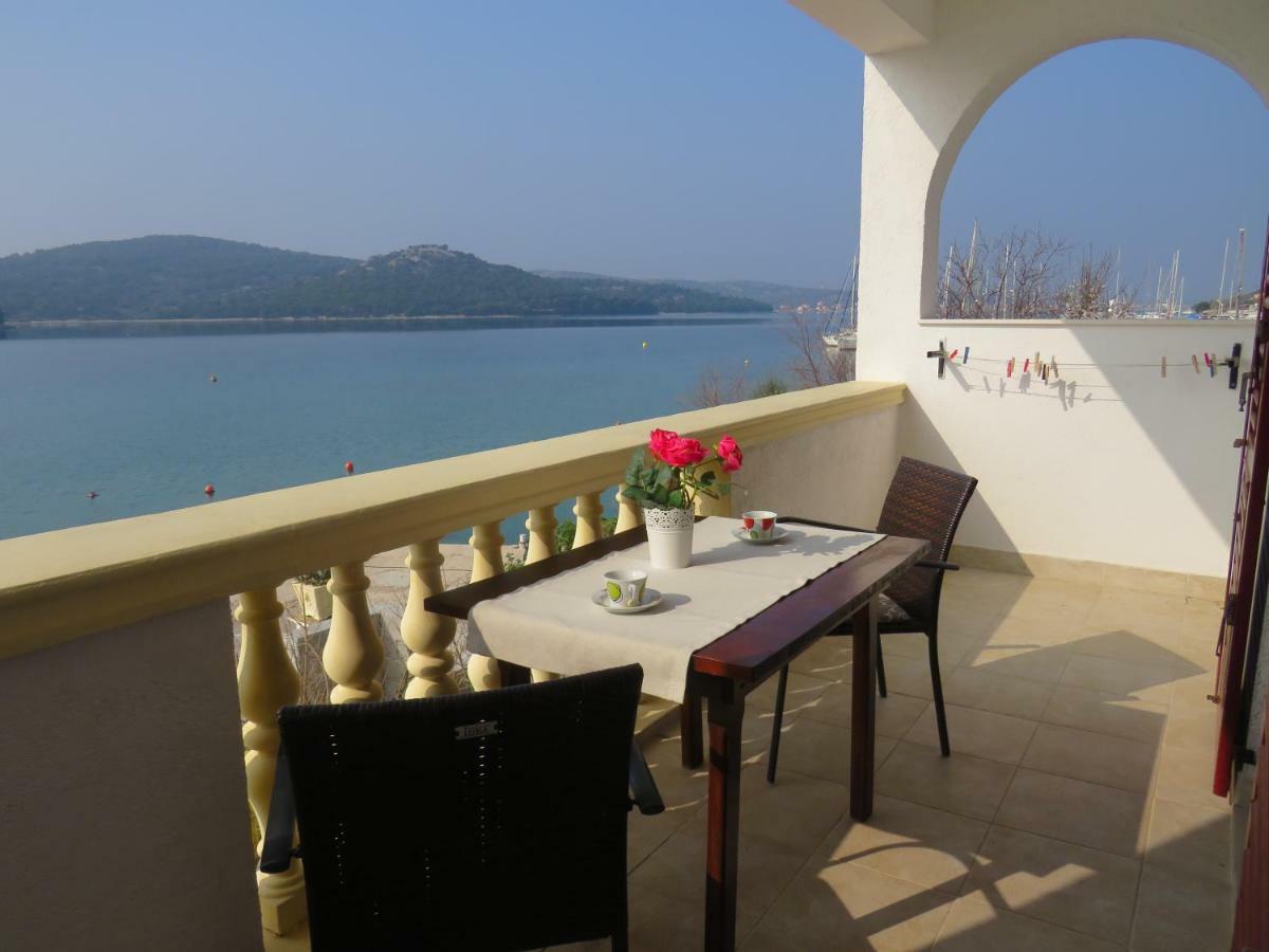 Apartmani Prova Tisno Dış mekan fotoğraf